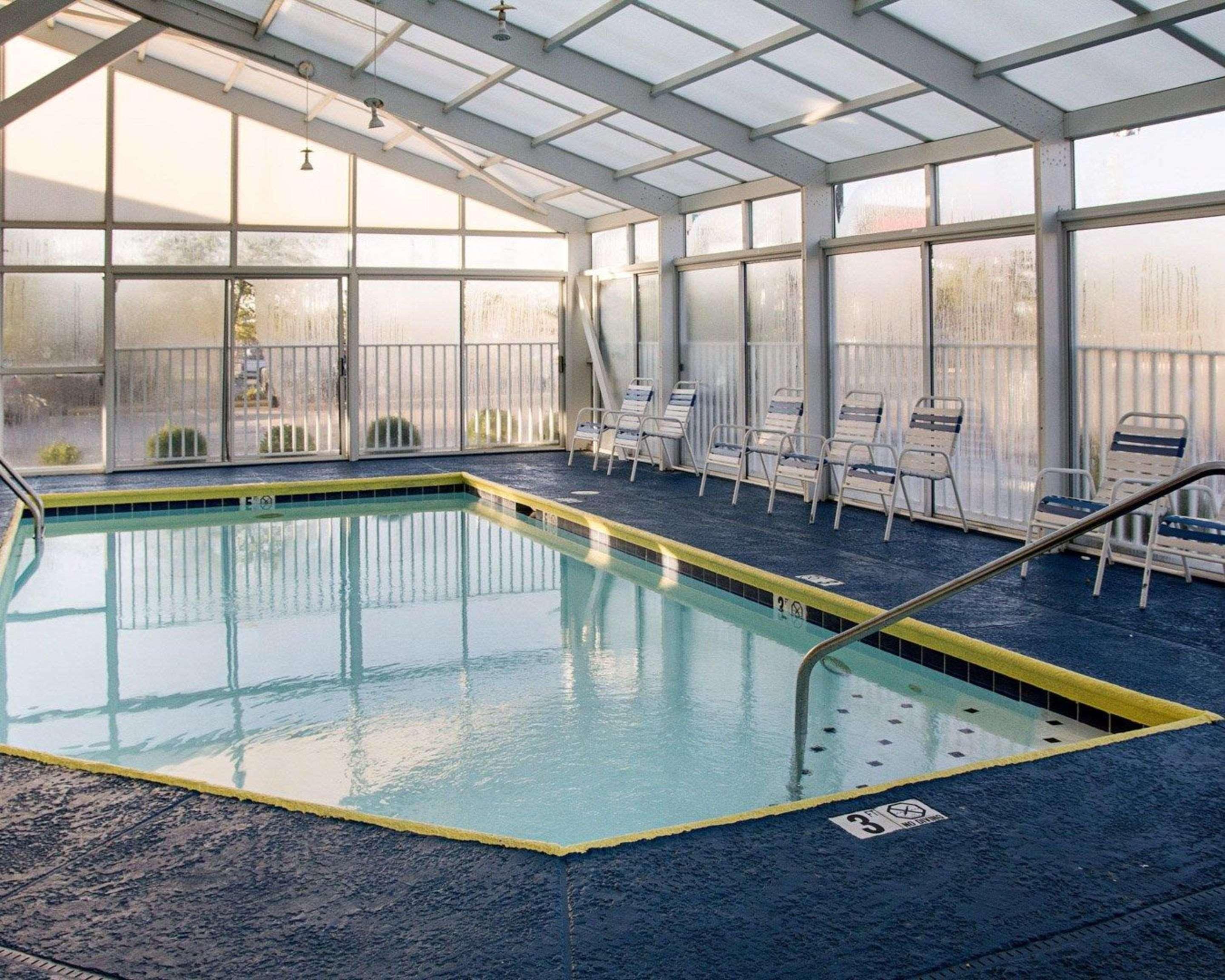 Rodeway Inn Florence - Cincinnati South Екстер'єр фото